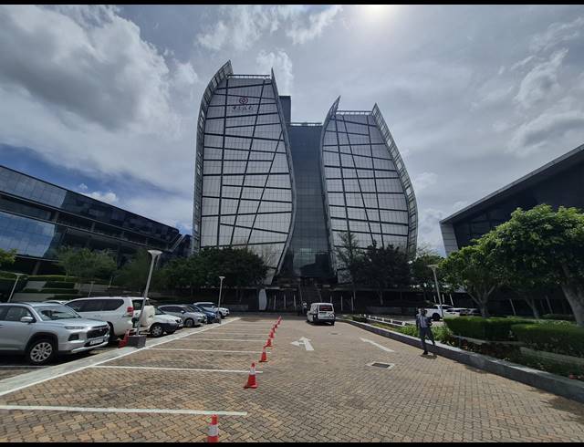 1,753M² OFFICE TO LET IN SANDTON CENTRAL
